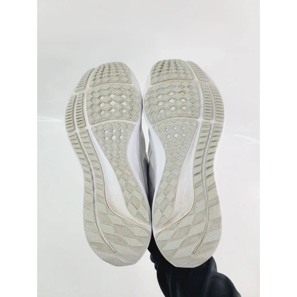 Nike, comfortable Athletic Running Shoes Men, Size‎ 8, white